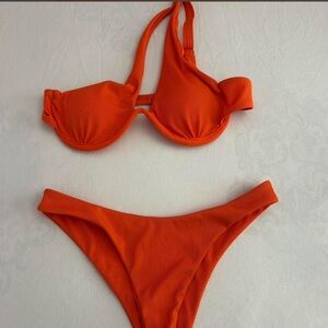 Orange bikini set with adjustable straps size small